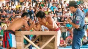 Neben zahlreichen Ringkämpfen ist auch das Armdrücken ein fester Teil der traditionellen Wettkämpfe der Ifuago.