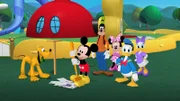 (v. l.) PLUTO, MICKEY MOUSE, GOOFY, MINNIE MOUSE, DONALD DUCK, DAISY DUCK