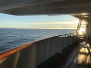 Das Kreuzfahrtschiff "Grand Lady" überquert den Atlantik, auf dem Rückweg von Kanada nach Europa, nachdem in 44 Tagen verschiedene Reiseziele an der Ostküste Kanadas und der USA besucht wurden.