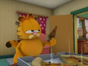 Garfield beißt in die von Jon geholte Pizza, doch entsetzt muss er feststellen, dass sie nicht wie gewohnt schmeckt.