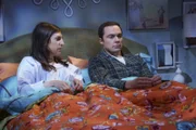 Endlich ist es raus! Werden Amy (Mayim Bialik, l.) und Sheldon (Jim Parsons, r.) weiterhin ein Bett teilen, nachdem Amy das Geheimnis gelüftet hat?