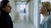 Peter (Sverrir Gudnason) möchte Clara (Josephine Bornebusch) wiedersehen.