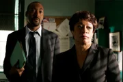 LAW & ORDER -- "Calling Home" Episode 18001 -- Pictured: (l-r)  Jesse L. Martin as Detective Ed Green, S. Epatha Merkerson as Lieutenant Anita Van Buren -- NBC Photo: Will Hart