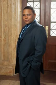 LAW & ORDER -- Pictured: Anthony Anderson as Detective Kevin Bernard -- NBC Photo: Virginia Sherwood