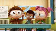Der 12-jährige Angelo (li.) und seine Freunde Sherwood (Mi.) und Lola meistern das Leben in einer Welt, die aus Geboten und Verboten besteht mit Humor und Köpfchen.