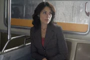 Dr. Lisa Cuddy (Lisa Edelstein) will Dr. House dabei helfen, sich wieder an die schrecklichen Ereignisse der vergangenen Nacht zu erinnern.