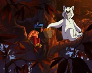 Yakari trifft beim Honigsuchen im Wald auf seinen Freund, den weißen Bären Schneeball.