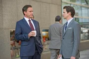 L-R: Peter Burke (Tim DeKay)  und Neal Caffrey (Matthew Bomer)
