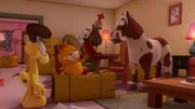 Garfield soll auf die Farmtiere von Jons Bruder aufpassen. Ob das gut gehen kann?