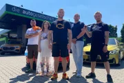Enrico Tetzlaff (m.) und sein Team