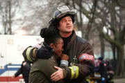 Chicago Fire Staffel 7, Folge 20  Gerettet: Taylor Kinney als Kelly Severide.  Copyright: SRF/NBC Universal