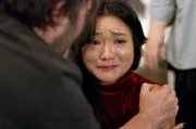 Clara (Michelle Lim Davidson) nach den schockierenden Ereignissen ...