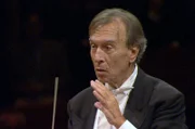 Claudio Abbado und das Lucerne Festival Orchestra begeistern mit Gustav Mahlers 2. Symphonie – der sogenannten Auferstehungssymphonie.