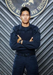 Victor Tan (David Lim).