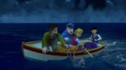 Professor Pickles, Gareth, Gwendolyn und Frau Chen sind mit einem Boot aufs Meer gefahren. Sie hoffen, dass dort weniger Wolken die Sicht auf den Mond versperren. Doch ohne Teleskop wird es schwierig, den Mond zu beobachten.
