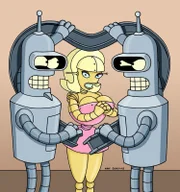 Angleyne (m.) gesteht Bender (r.), dass sie eigentlich Flexo (l.) liebt ...