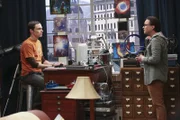 Leonard (Johnny Galecki, r.) kann es nicht fassen, dass Sheldon (Jim Parsons, l.) keinerlei Veränderung in seinem Leben zulässt ...