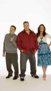 (v.l.) Arthur (Jerry Stiller), Doug (Kevin James)  und Carrie (Leah Remini)