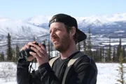 Johnny Rolfe jagt in den Bergen auf Schneehühner. (National Geographic/Tyler Colgan)