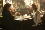 Der sehnliche Wunsch nach Sex und Liebe treibt die Freundinnen Meredith (Ellen Pompeo, r.) und Callie (Sara Ramirez, l.) an die Bar ...