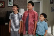Dürfen mit Marvin und Honey einen Ausflug in ein Seniorenheim machen: Emery (Forrest Wheeler, l.), Eddie (Hudson Yang, M.) und Evan (Ian Chen, r.) ...