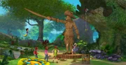 Die Verlorenen Kinder haben für Hooks Geburtstag eine Statue gebaut, die ausschaut wie Hook selbst. Peter Pan und seine Freunde wollen sie mit juckenden Pflanzen füllen.