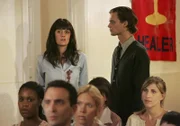 L-R: Emily Prentiss (Paget Brewster) und Dr. Spencer Reid (Matthew Gray Gubler)