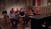 8. Staffel: (v.l.) Arthur (Jerry Stiller), Doug (Kevin James)  und Carrie (Leah Remini)
