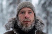 Johnny Rolfe bei Temperaturen unter dem Gefrierpunkt während der Wintersaison. (National Geographic/Mike Fennell)