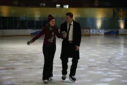 BONES:  Booth (David Boreanaz, R) teaches Brennan (Emily Deschanel, L) to skate in the second hour of the BONES 2-hour time period  premiere "Double Trouble in the Panhandle/Fire in the Ice" airing Thursday, Jan. 22 (8:00-10:00 PM ET/PT) on FOX. ©2009 Fox Broadcasting Co.  Cr:  Greg Gayne/FOX