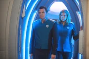 Als Ed (Seth MacFarlane) und Kelly (Adrianne Palicki) glauben, dass Eds Eltern auf einem in Not geratenem Schiff verweilen, fliegen sie zusammen auf eben dieses Raumschiff. Doch dort erwartet sie eine erschreckende Überraschung ...
