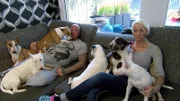 Sven und Jessica mit ihren Hunden