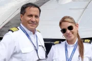 Für den Piloten Joaquin Sanclemente und die Co-Pilotin Constanza Reyes ist die DC-3 die sicherste und beste Maschine, die je gebaut wurde.