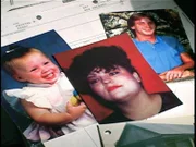 Blutiges Geld - Im November 1993 wird Familie Perry (Foto) brutal ermordet in ihrem Haus in Mississippi aufgefunden.Blutiges Geld - Im November 1993 wird Familie Perry (Foto) brutal ermordet in ihrem Haus in Mississippi aufgefunden.