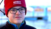 Der 13jährige Mikołaj hat ein ungewöhnliches Hobby:  Er ist ein Walross – ein Morsy. So werden in Polen die Menschen genannt, die im Winter in eiskalten Seen baden. Dabei ist Eisbaden alles andere als reines Vergnügen: Im Eiswasser fühlt es sich so an, als würde man von vielen Dornen gestochen, erzählt Mikołaj. Ein Hobby, das er vor allem aus gesundheitlichen Gründen betreibt. - Portrait Mikolaj.