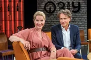RADIO BREMEN 3nach9 Judith Rakers und Giovanni di Lorenzo © Radio Bremen/Matthias Hornung, honorarfrei - Verwendung gemäß der AGB im engen inhaltlichen, redaktionellen Zusammenhang mit genannter RB-Sendung und bei Nennung "Bild: Radio Bremen/Matthias Hornung" (S2). Radio Bremen, Presse- und Öffentlichkeitsarbeit, 28100 Bremen, Tel: 0421/246-41017, Fax: -41096, presseinfo@radiobremen.de, www.radiobremen.de/presse
