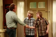 L-R: Jim (James Belushi) , Cole Sprouse, Dylan Sprouse.
