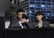 Können Booth (David Boreanaz) und Brennan (Emily Deschanel) verhindern, dass der Scharfschütze Broadsky ein weiteres Opfer ins Visier nimmt?