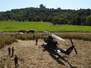 Auf einem Maisfeld inmitten mysteriöser Kornkreise wird ein verlassener Helikopter der Marines gefunden. Von dem Piloten fehlt jede Spur. Gibbs und sein Team machen sich mit dem Fall vertraut ...