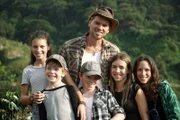 Weltreisende - Familie von Bargen (von rechts: Mutter Michaela, Tochter Lotta 17, Söhne Karl 11 und Max 9, Tochter Paula 14 sowie der Vater Timm) stammt aus Norddeutschland.