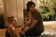 Lauren Ambrose (Claire Fisher), Jeremy Sisto (Billy)