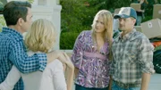 V.l.: Phil (Ty Burrell), Claire (Julie Bowen), Amber (Andrea Anders), Ronnie (Steve Zahn)