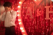 This Is Going to Hurt Staffel 1 Folge 5 Eine Verlobungsparty zum Vergessen: Ben Whishaw als Adam Kay  Copyright: SRF/2022 SRF und SISTER/BBC/BBC Studios/AMC