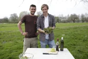 Checker Tobi (re.) mit Gärtner Benny Schöpf vom Kartoffelkombinat München