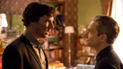 Sherlock (Benedict Cumberbatch) hofft vergeblich, dass Watson (Martin Freeman) ihm nicht die Schuld an dem Tod von Mary gibt.