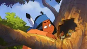Yakari sucht die verlorenen Tongefäße in der Baumhöhle der Flughörnchen.