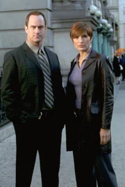 4. Staffel: Detective Elliot Stabler (Christopher Meloni) und Detective Olivia Benson (Mariska Hargitay)