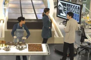 (v.l.n.r.) Camille Saroyan (Tamara Taylor); Temperance Brennan (Emily Deschanel); Vincent Nigel-Murray (Ryan Cartwright)