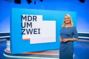 MITTELDEUTSCHER RUNDFUNK MDR um ZWEI Moderatorin Anja Petzold © MDR/Andreas Lander, honorarfrei - Verwendung gemäß der AGB im engen inhaltlichen, redaktionellen Zusammenhang mit genannter MDR-Sendung und bei Nennung "Bild: MDR/Andreas Lander" (S2+). MDR/HA Kommunikation, 04360 Leipzig, Tel: (0341) 300 6477 oder - 6463