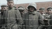 Die Zahl der Kriegsgefangenen steigt im Laufe des Konflikts von einigen hunderttausend Soldaten im Jahr 1915 auf fast 6,6 Millionen im Jahr 1918. Diese deutschen Gefangenen befinden sich in französischer Hand.  (Bildnachweis: ECPAD)